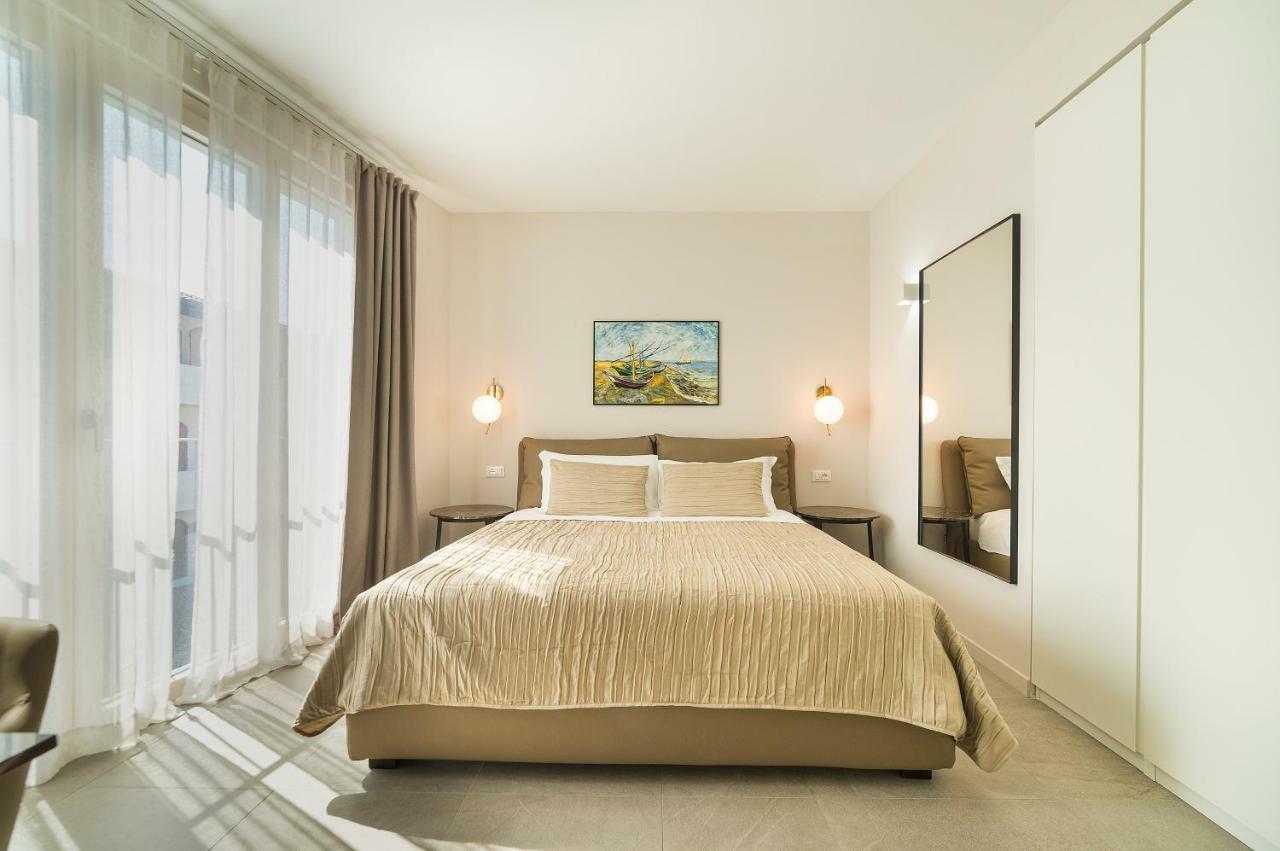 Garda Room Peschiera del Garda Exterior foto